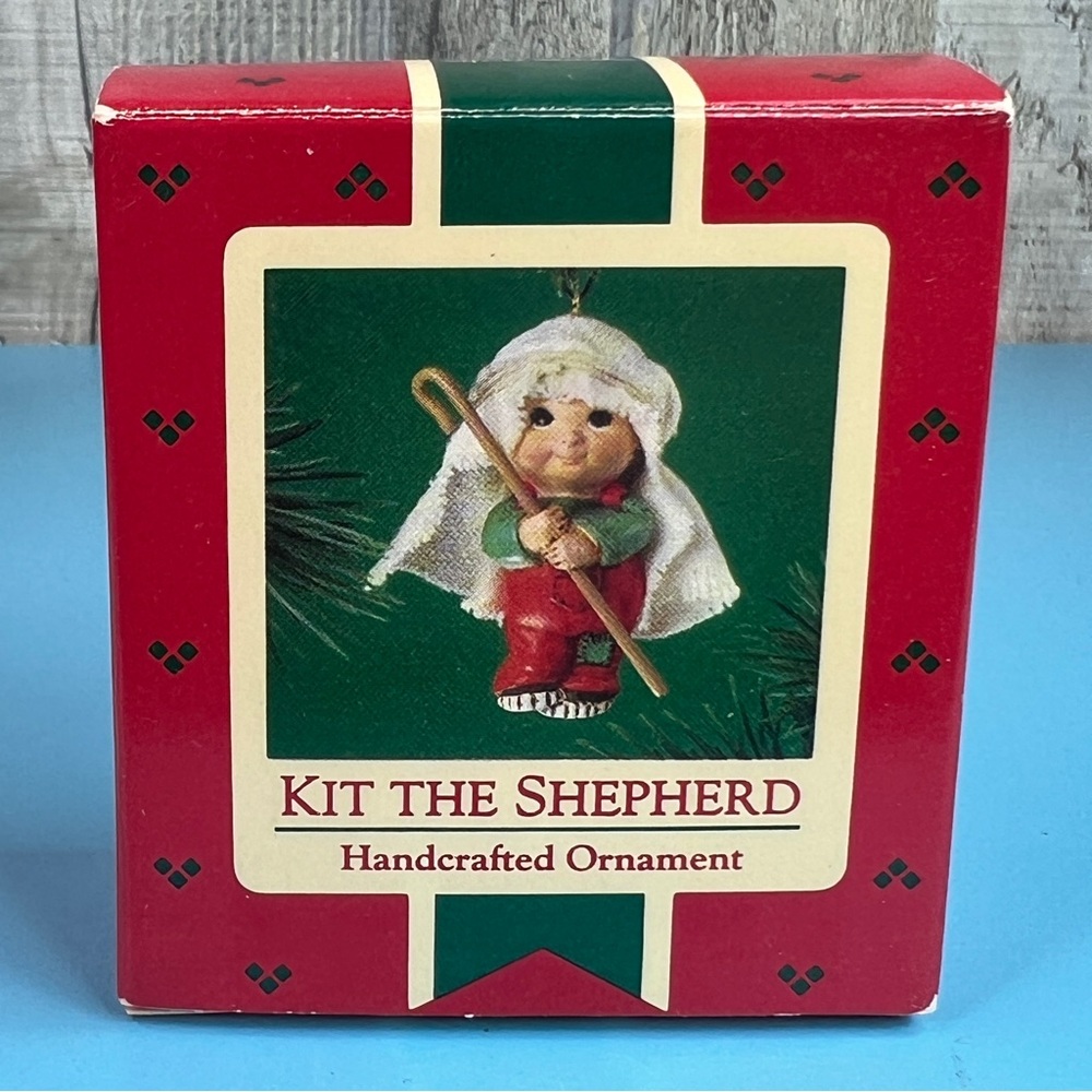Hallmark Keepsake Ornament Kit The Shepherd Handcrafted Ornament 1985